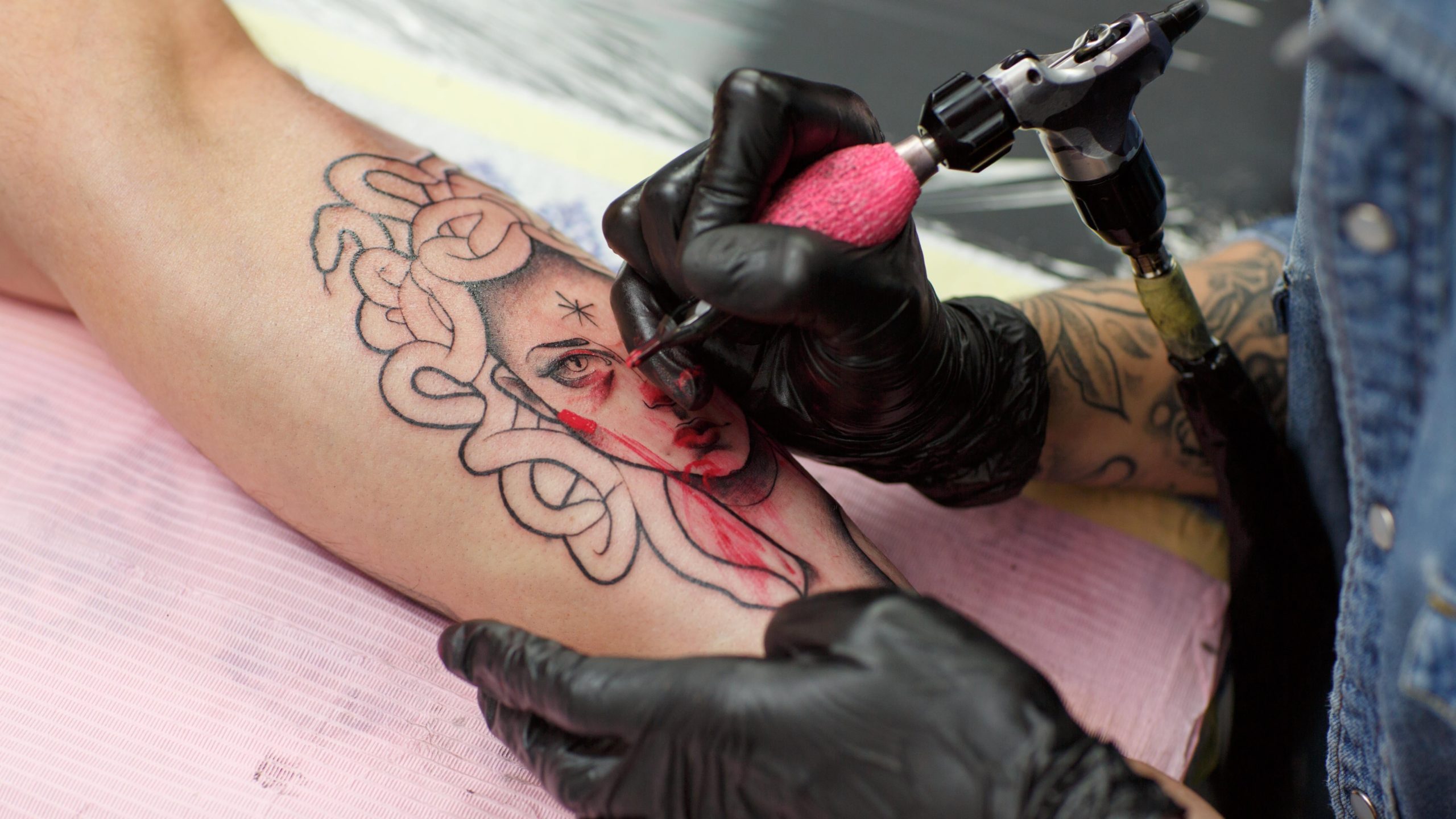 12 Medusa Tattoo Ideas with Meanings (57 Photos) | Medusa tattoo, Medusa  tattoo design, Tattoo trends