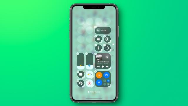 How to Use the New iPhone Control Center in iOS 18