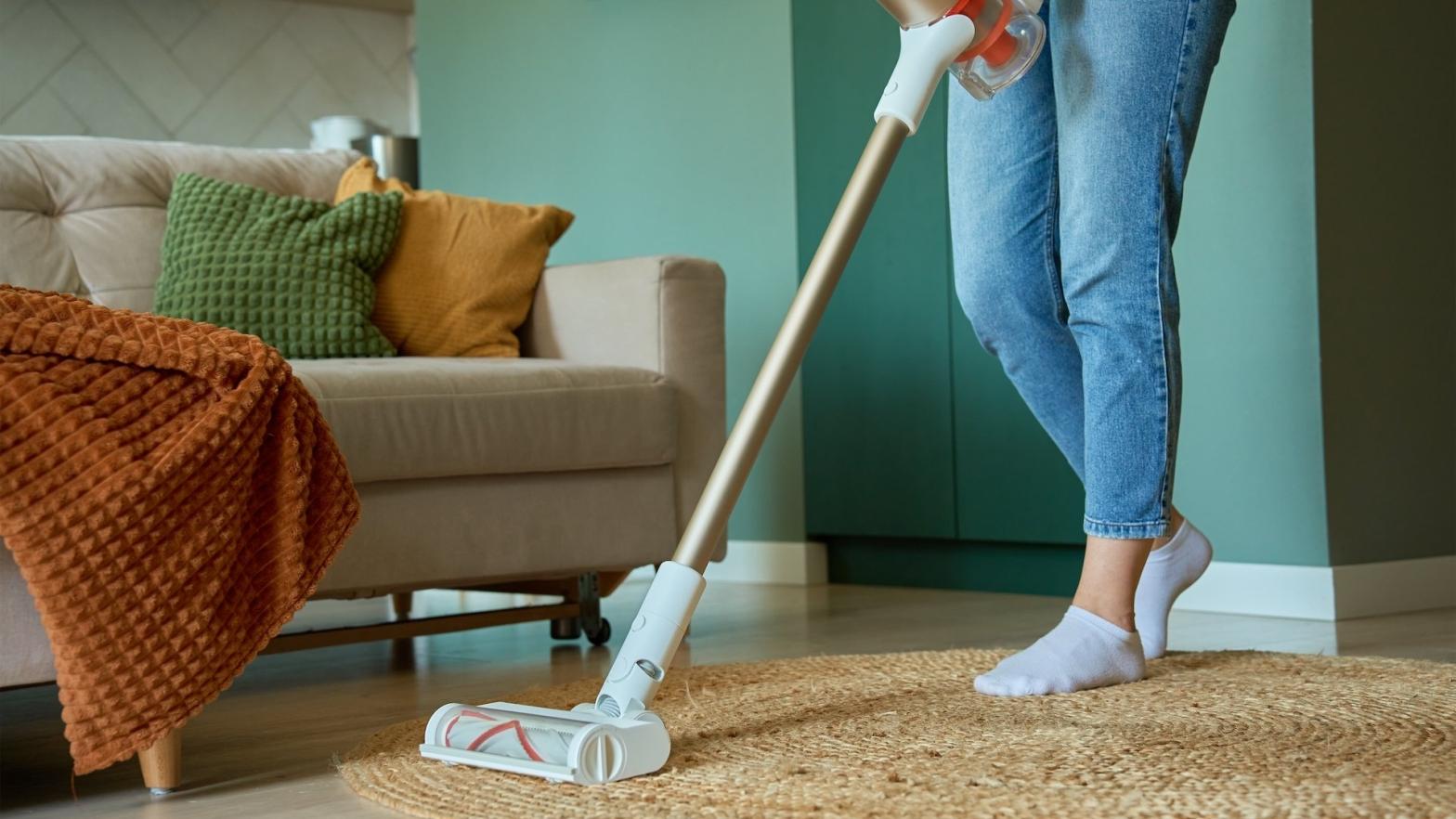 The ‘One Tool’ Method Makes Cleaning More Efficient