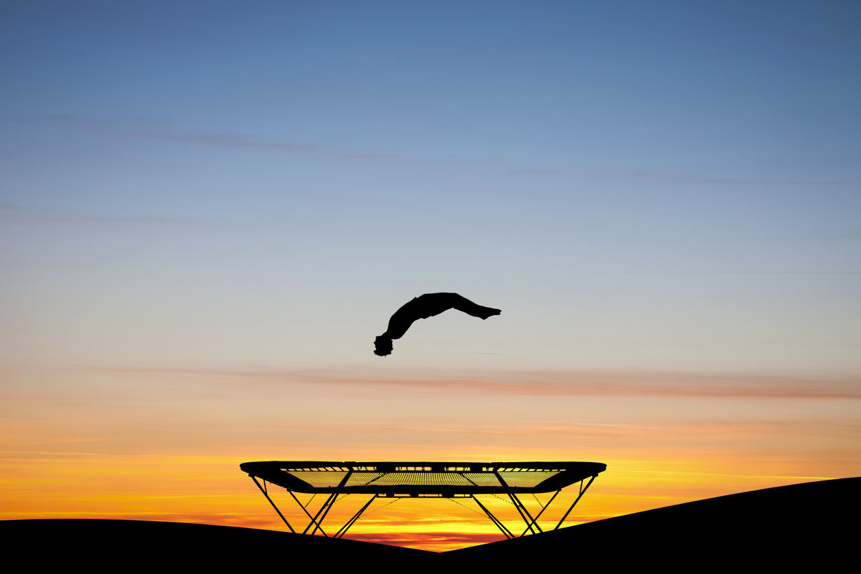 how to do a flip on trampoline