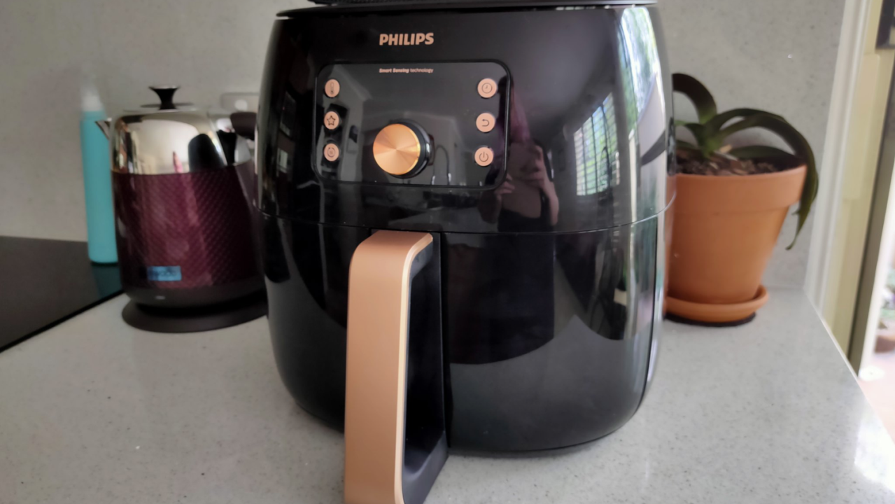 Op tijd Slim Kwijting Quick Review: The Philips Air Fryer XXL is an Absolute Dreamboat
