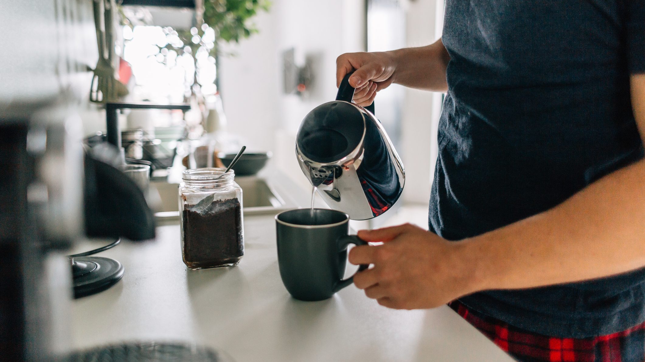 Bedste kaffetilbehør: Alt hvad du behøver for at lave kaffe derhjemme